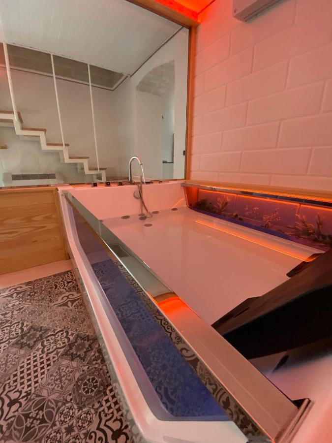 Gilu' Bed and Breakfast Adelfia Buitenkant foto