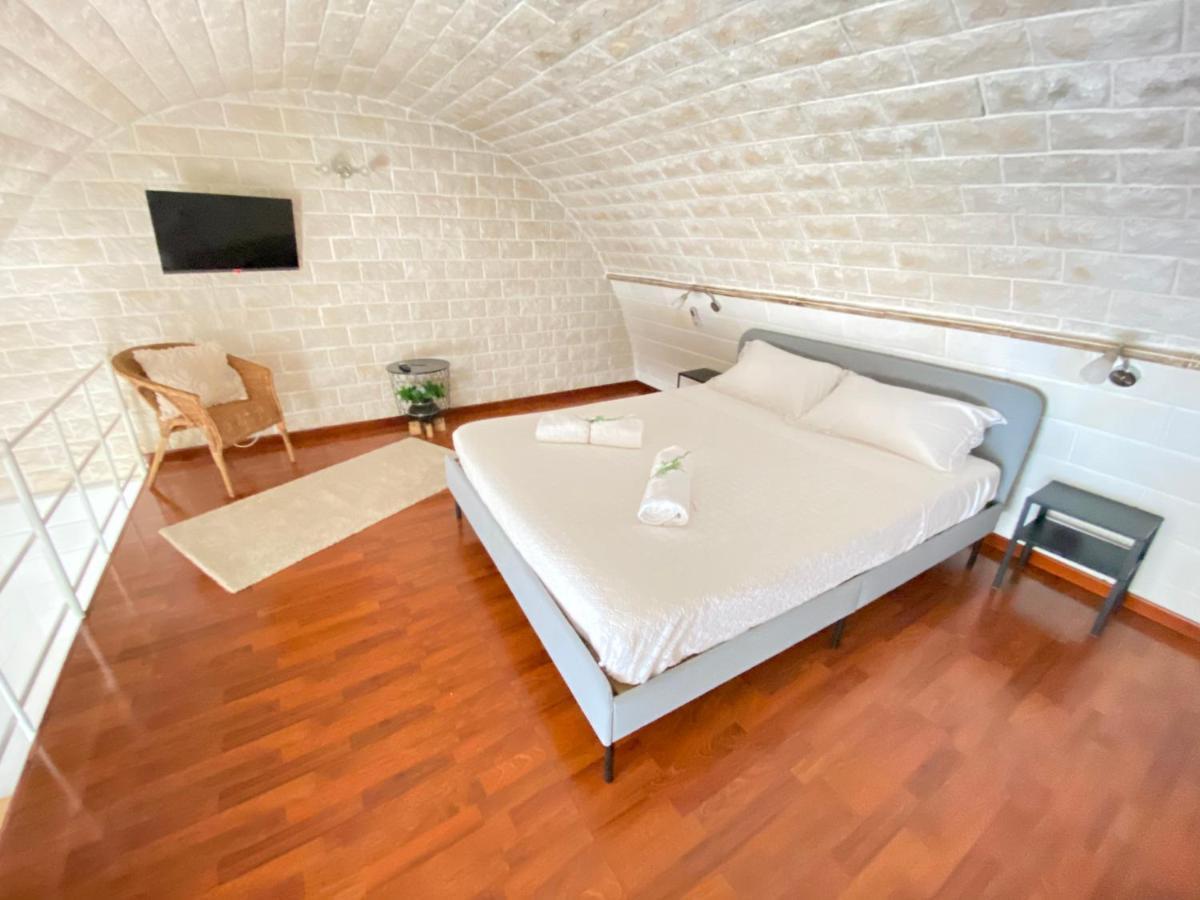 Gilu' Bed and Breakfast Adelfia Buitenkant foto